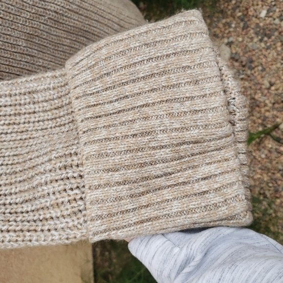 Isabel Maternity sparkle ribbed knit long wide cuffed sleeves oversized … - Picture 3 of 7